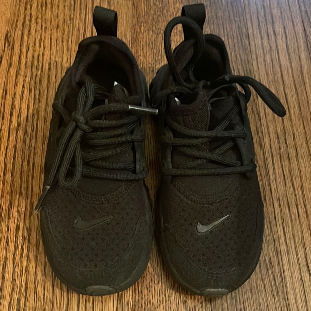 Toddler Boys Nike Gym Shoes